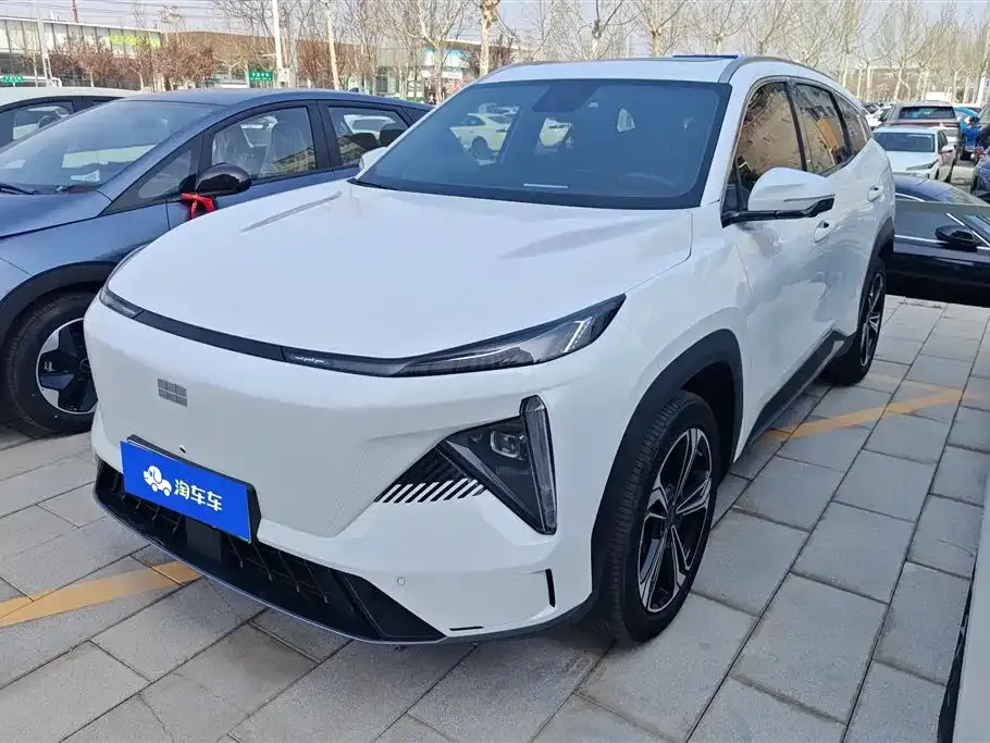 Geely Galaxy L7 — фото 1