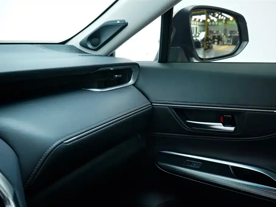 Toyota Venza 2022 из CN, фото 9