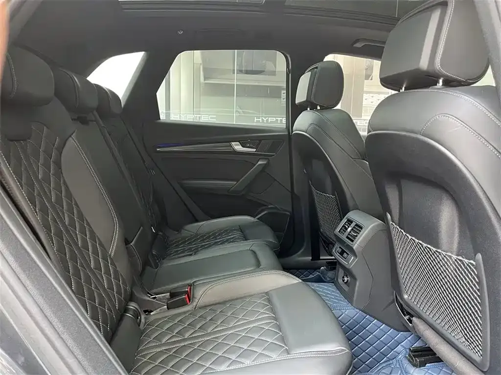 Audi SQ5 2022 из CN, фото 10