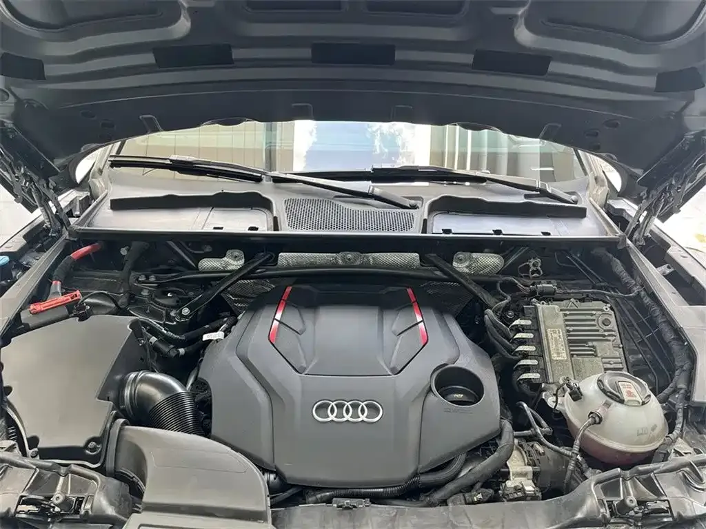 Audi SQ5 2022 из CN, фото 7