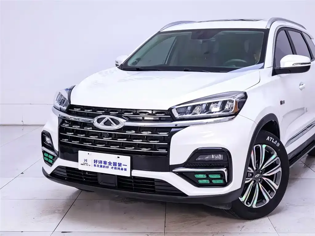 Chery Tiggo 8 — фото 8