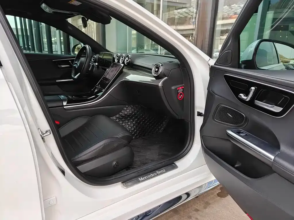 Mercedes-Benz C-Class 2023 из CN, фото 6