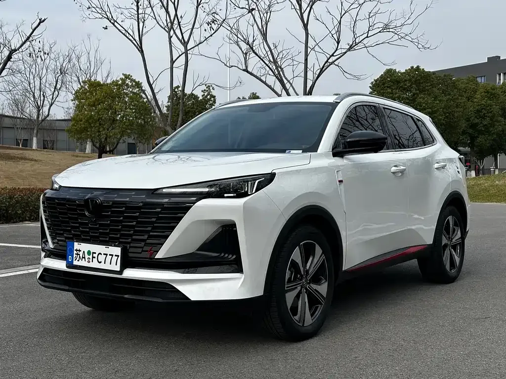 Changan CS55PLUS — фото 1