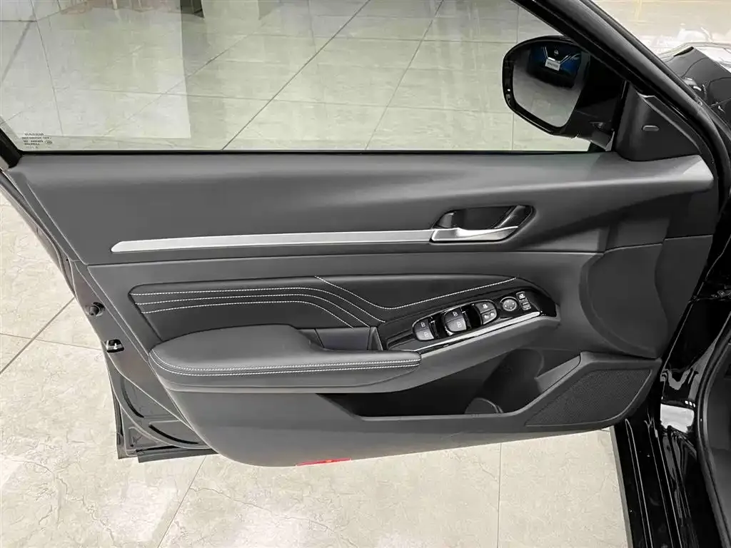 Nissan Teana 2023 из CN, фото 6