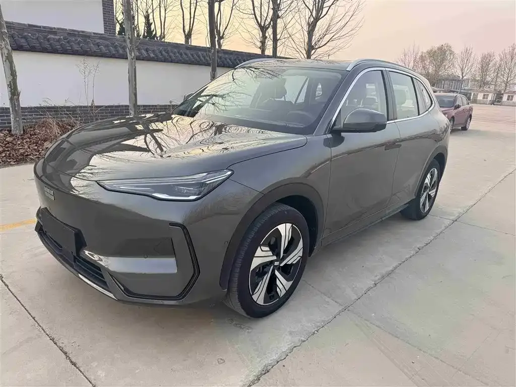 Geely Galaxy E5 — фото 1