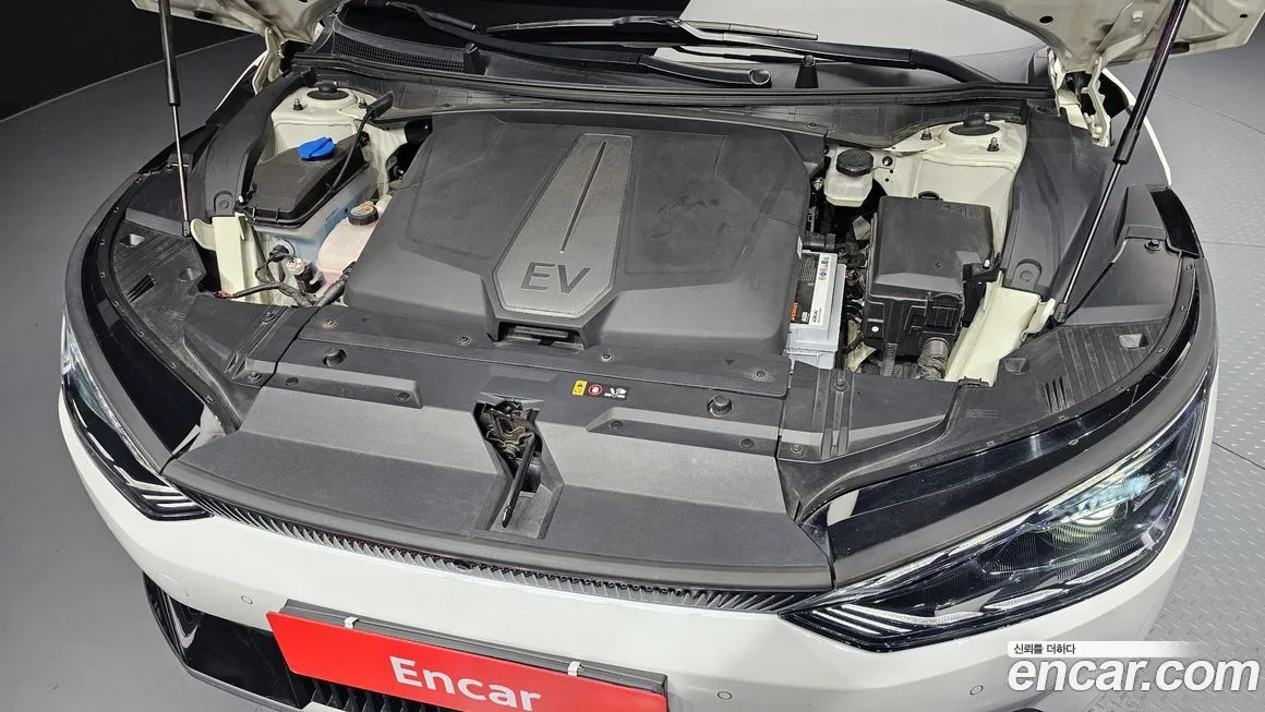 Kia EV6 2022 из KR, фото 8
