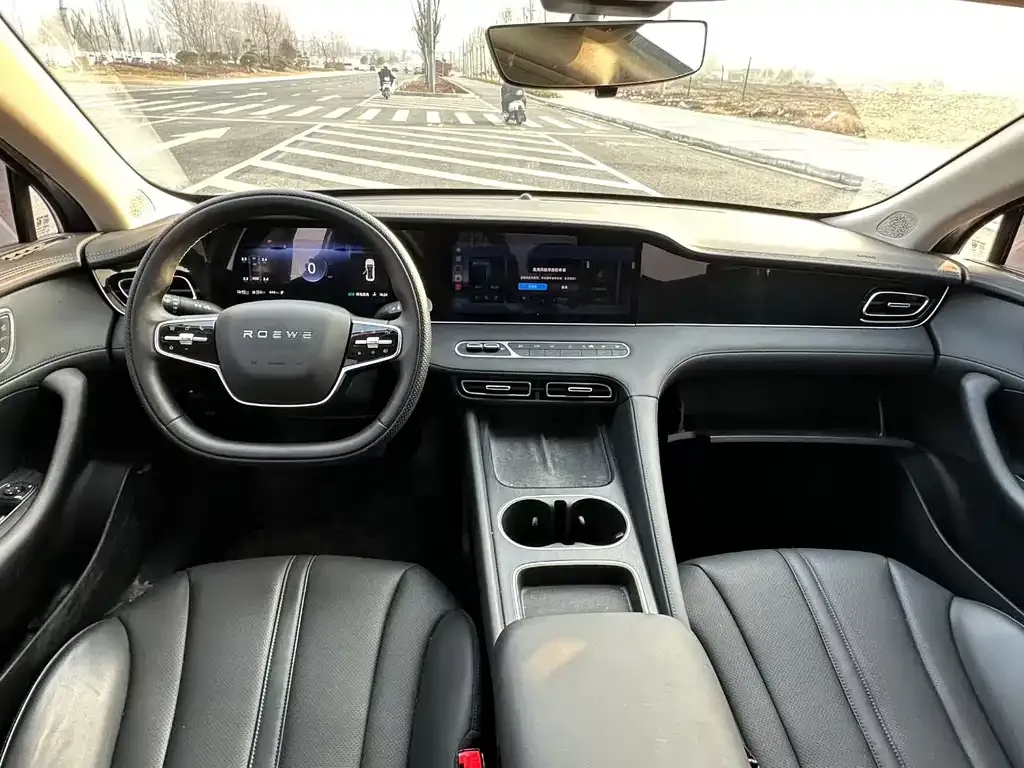 Roewe D7 2025 из CN, фото 3