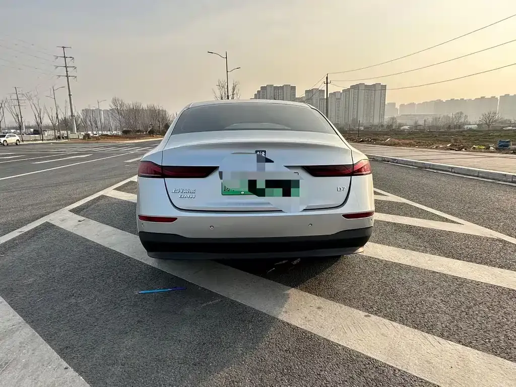 Roewe D7 2025 из CN, фото 6