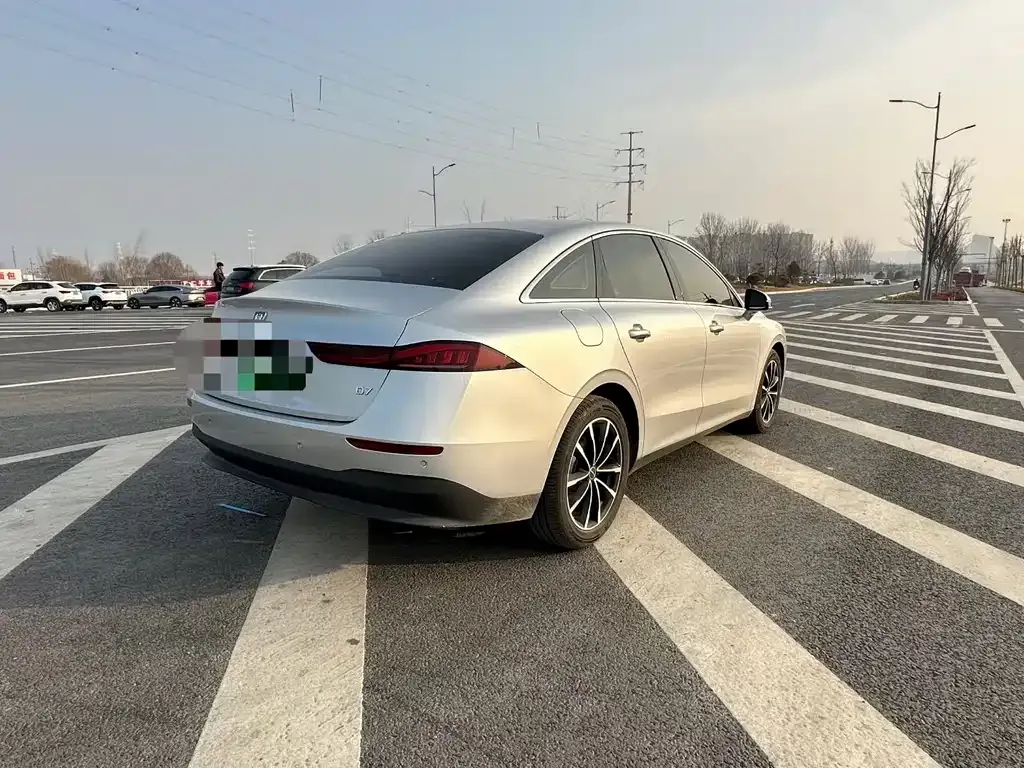 Roewe D7 2025 из CN, фото 7