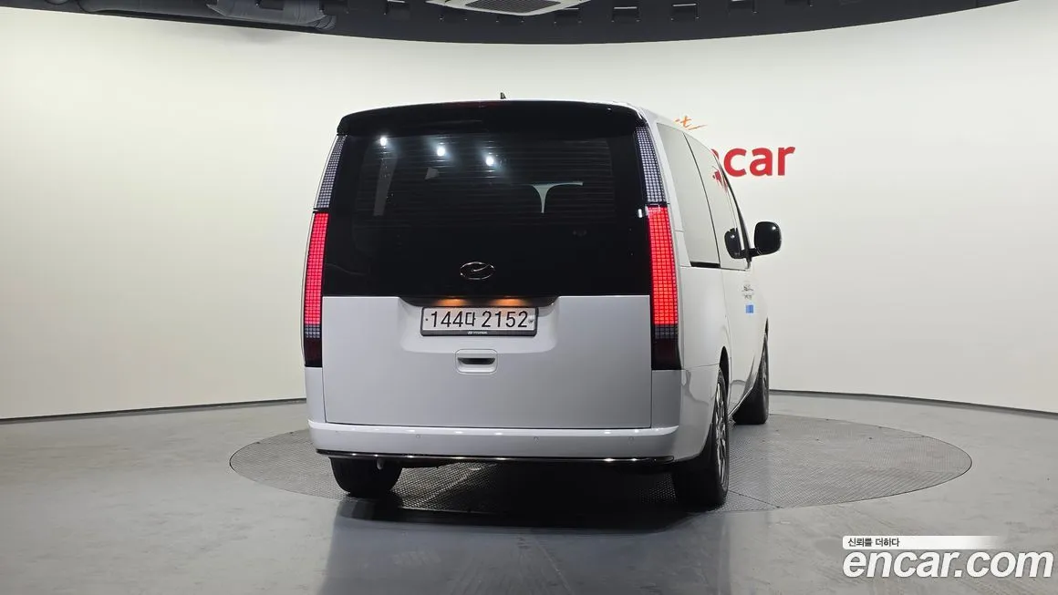 Hyundai Staria 2023 из KR, фото 8