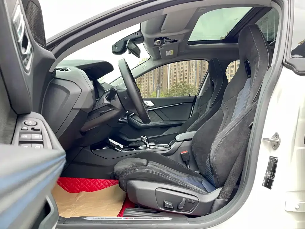 BMW 2 Series (Import) 2023 из CN, фото 10