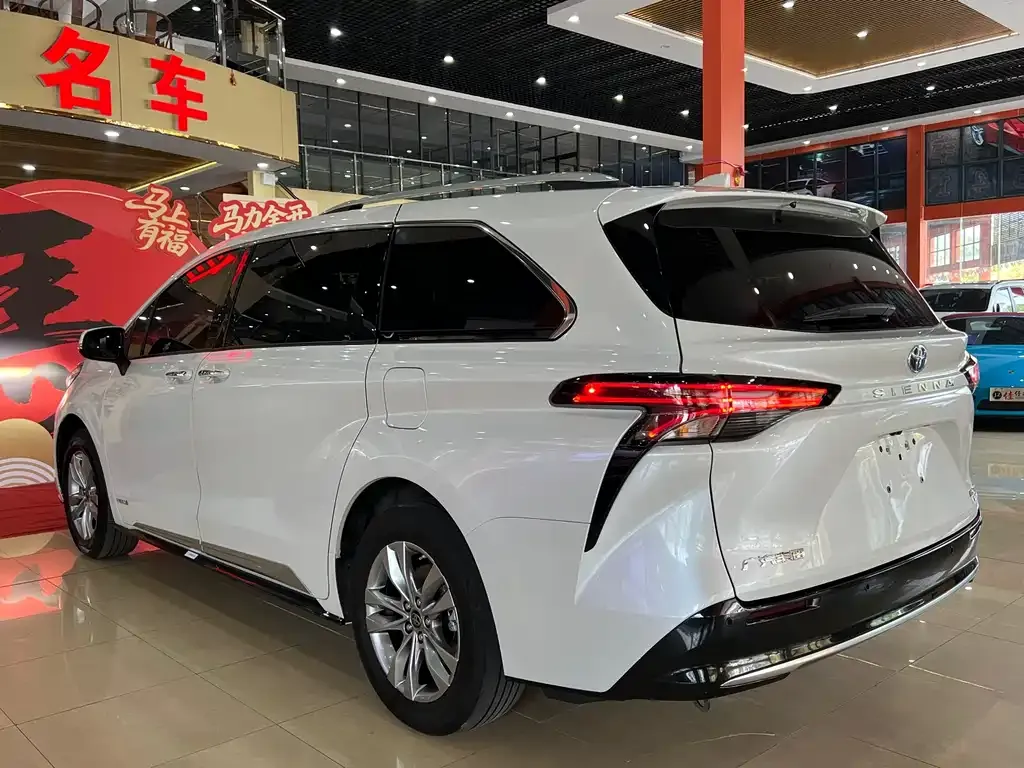 Toyota Sienna 2022 из CN, фото 8