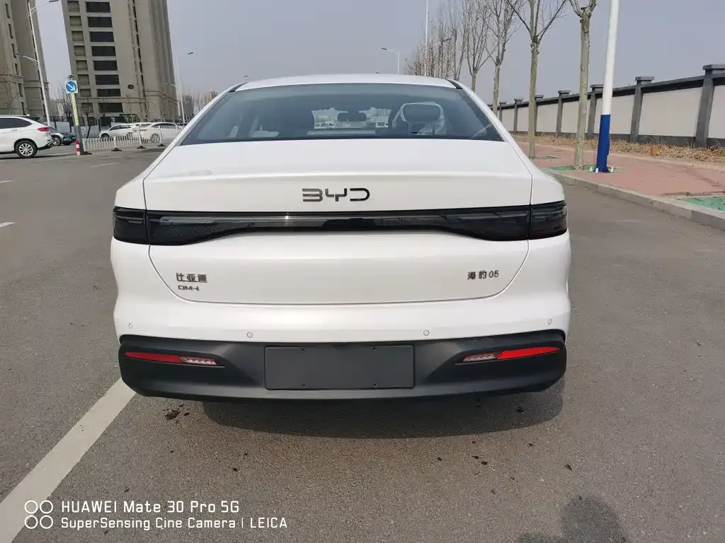 BYD Seal 05 DM-i 2026 из CN, фото 3