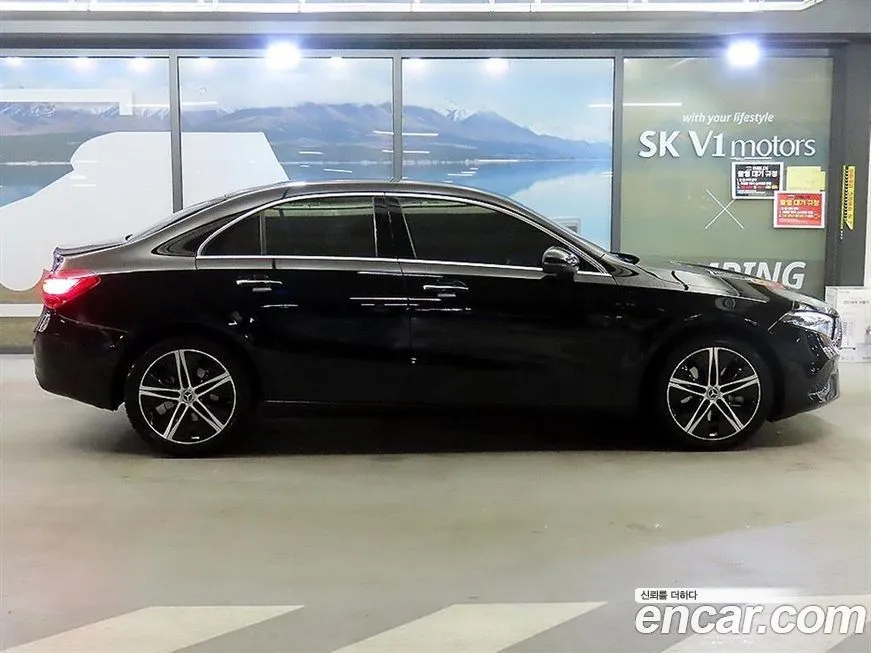 Mercedes-Benz A-Class 2024 из KR, фото 3
