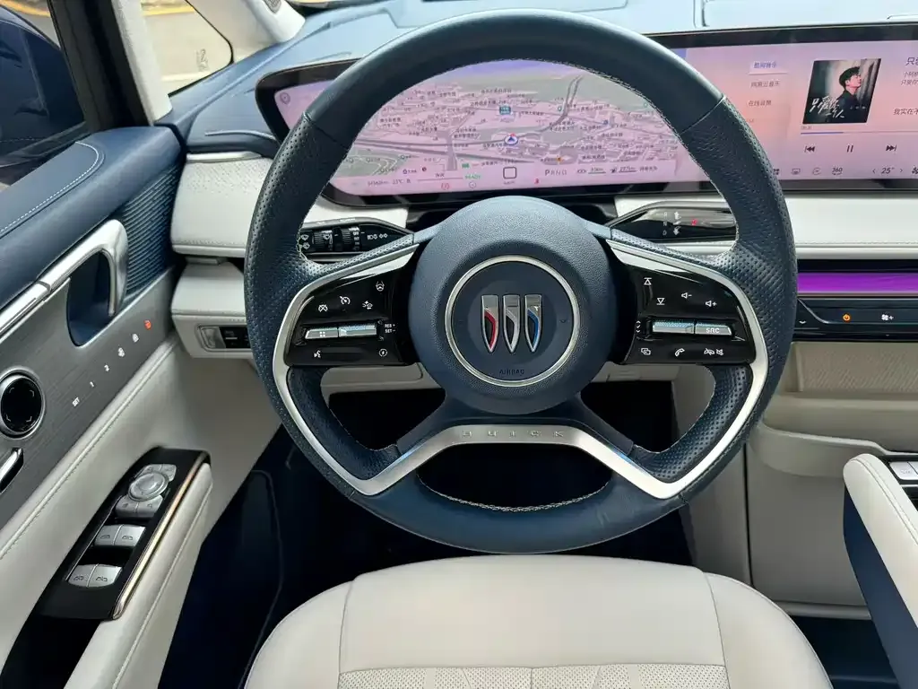 Buick GL8 Hybrid — фото 4
