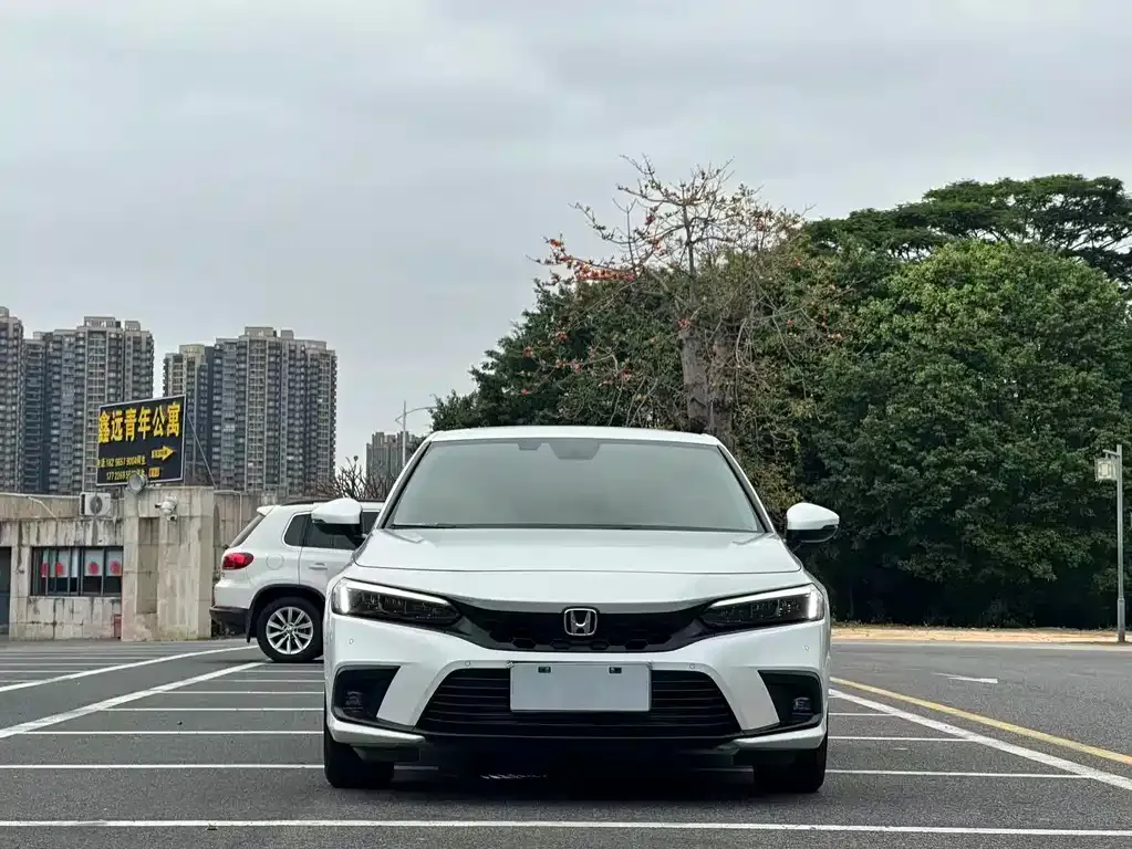 Honda Civic — фото 2