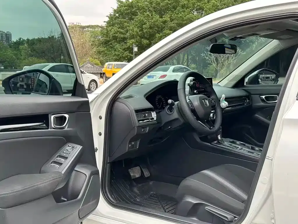 Honda Civic — фото 3