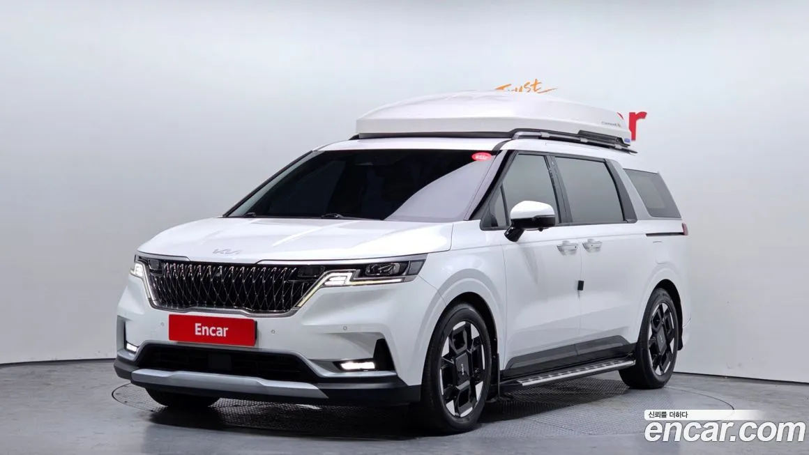 Kia Carnival — фото 1
