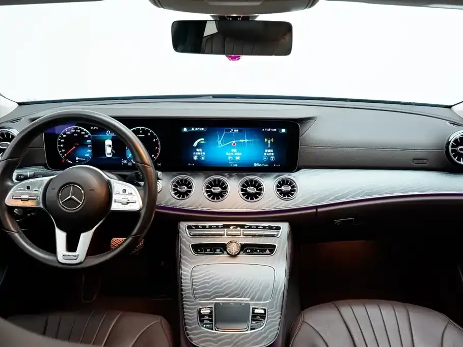 Mercedes-Benz CLS — фото 9