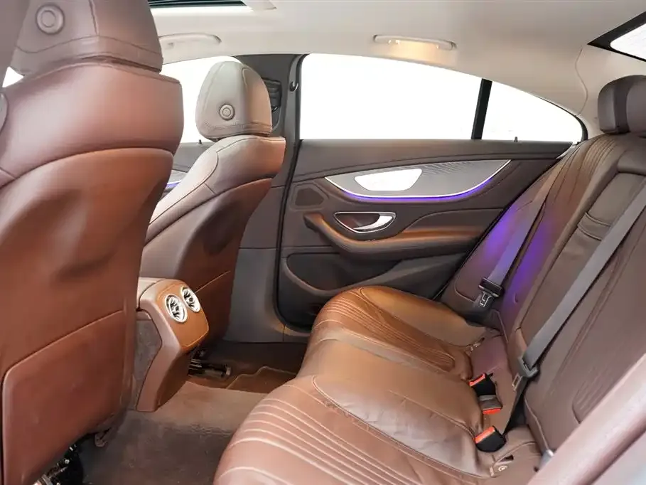Mercedes-Benz CLS — фото 2