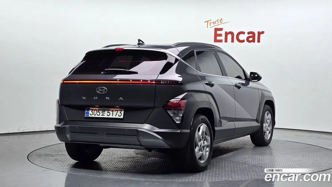 Hyundai Kona — фото 2