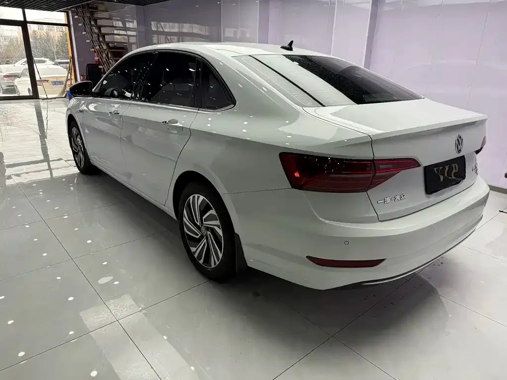 Volkswagen Sagitar 2022 из CN, фото 8