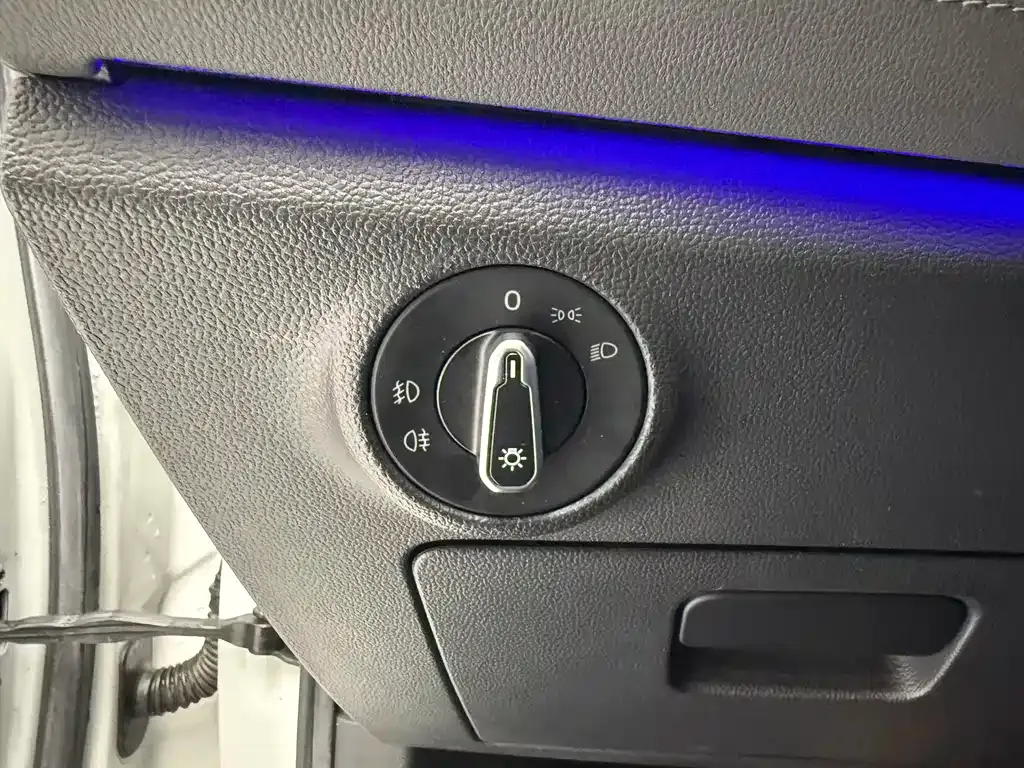 Volkswagen Sagitar 2022 из CN, фото 10