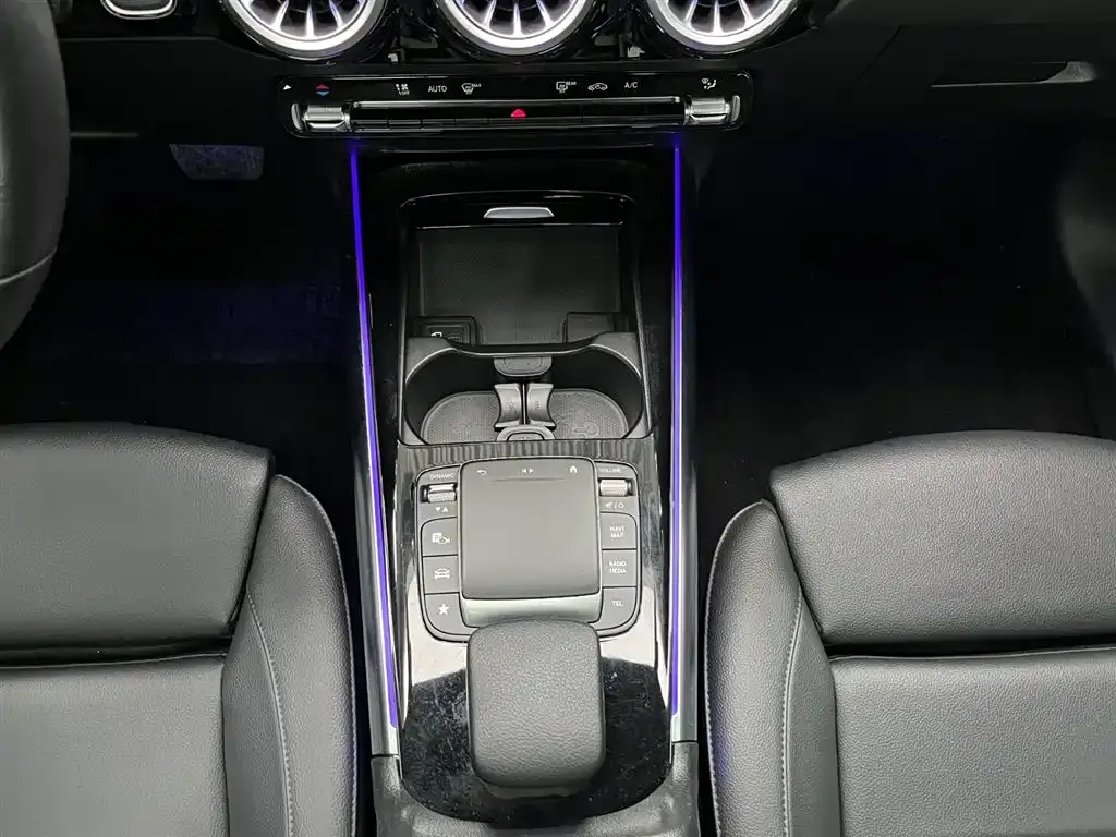 Mercedes-Benz GLA 2021 из CN, фото 7