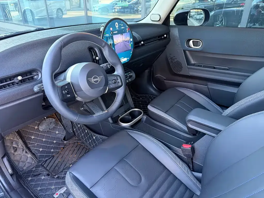 MINI Cooper (3-door) 2025 из CN, фото 2