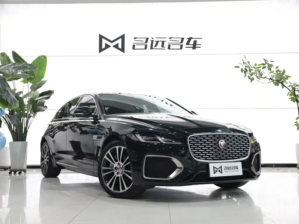 Jaguar XFL — фото 10