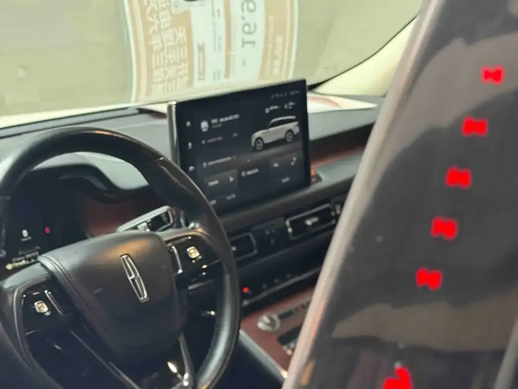 Lincoln Aviator 2021 из CN, фото 2