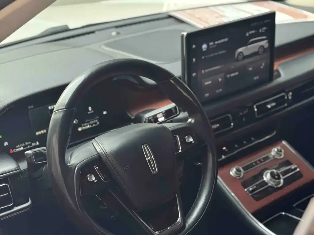 Lincoln Aviator 2021 из CN, фото 9