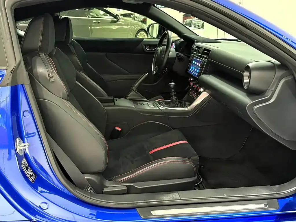 Subaru BRZ 2022 из CN, фото 3