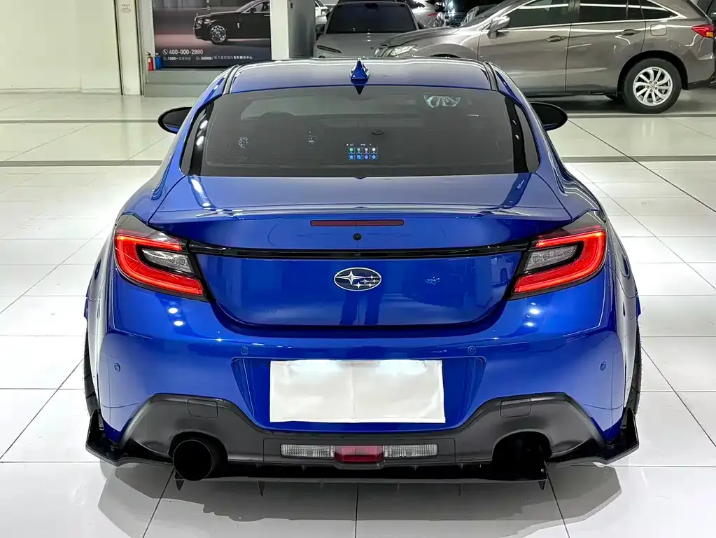 Subaru BRZ 2022 из CN, фото 10