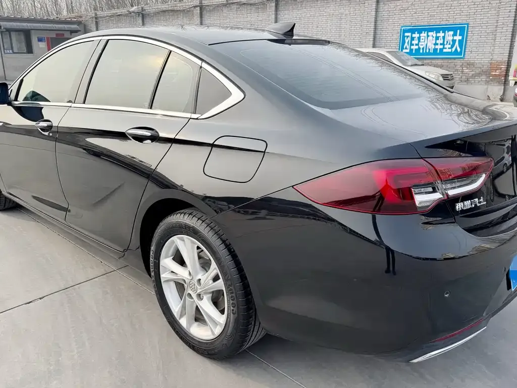 Buick Regal — фото 4