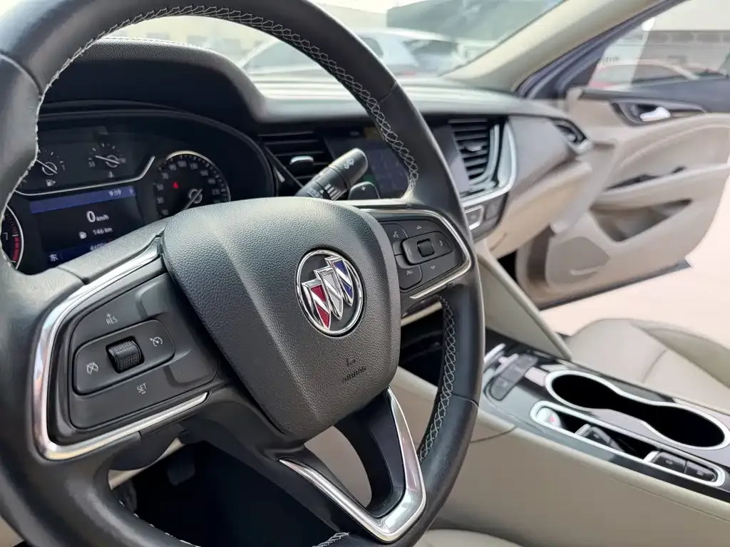 Buick Regal — фото 9