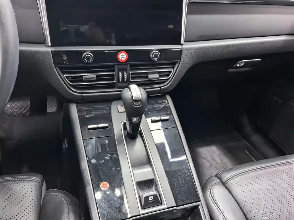 Porsche Macan 2022 из CN, фото 3