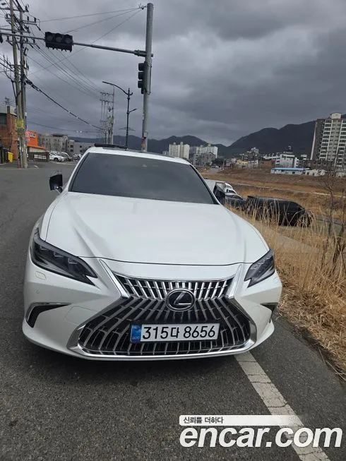Lexus ES 2026 из KR, фото 1