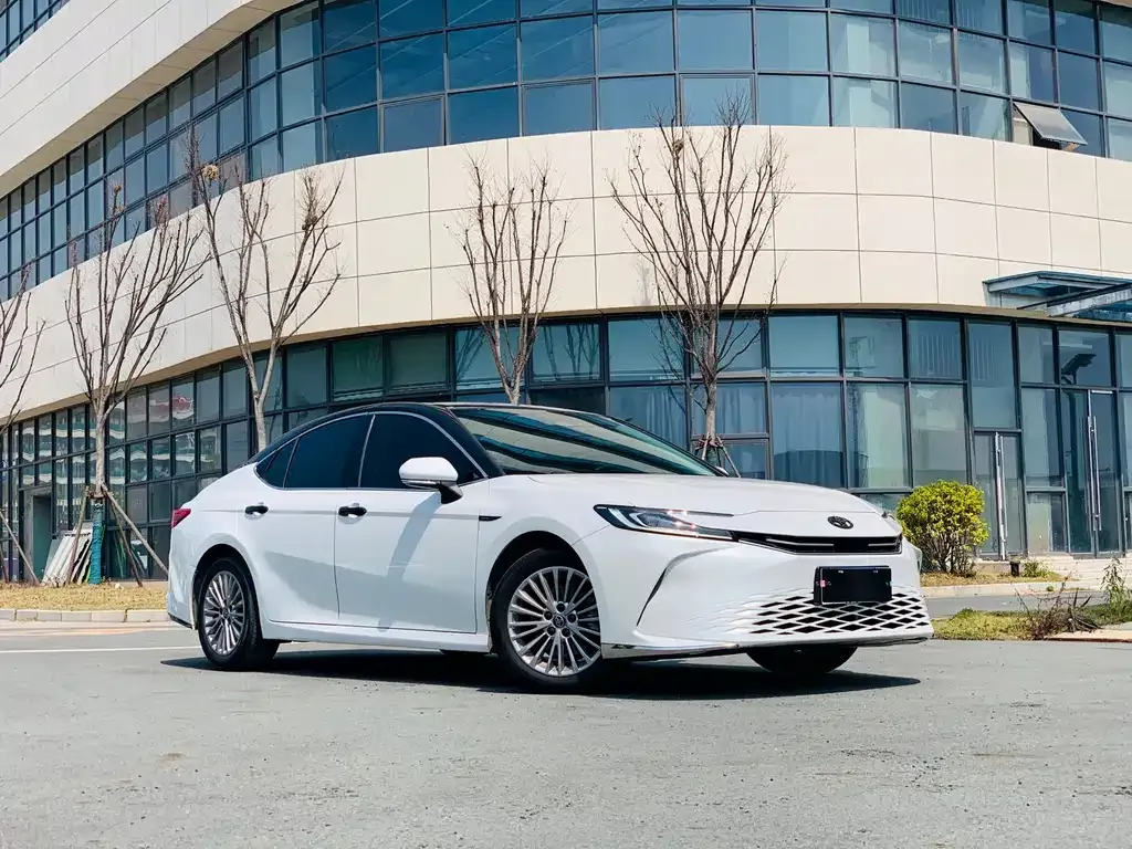 Toyota Camry 2025 из CN, фото 7