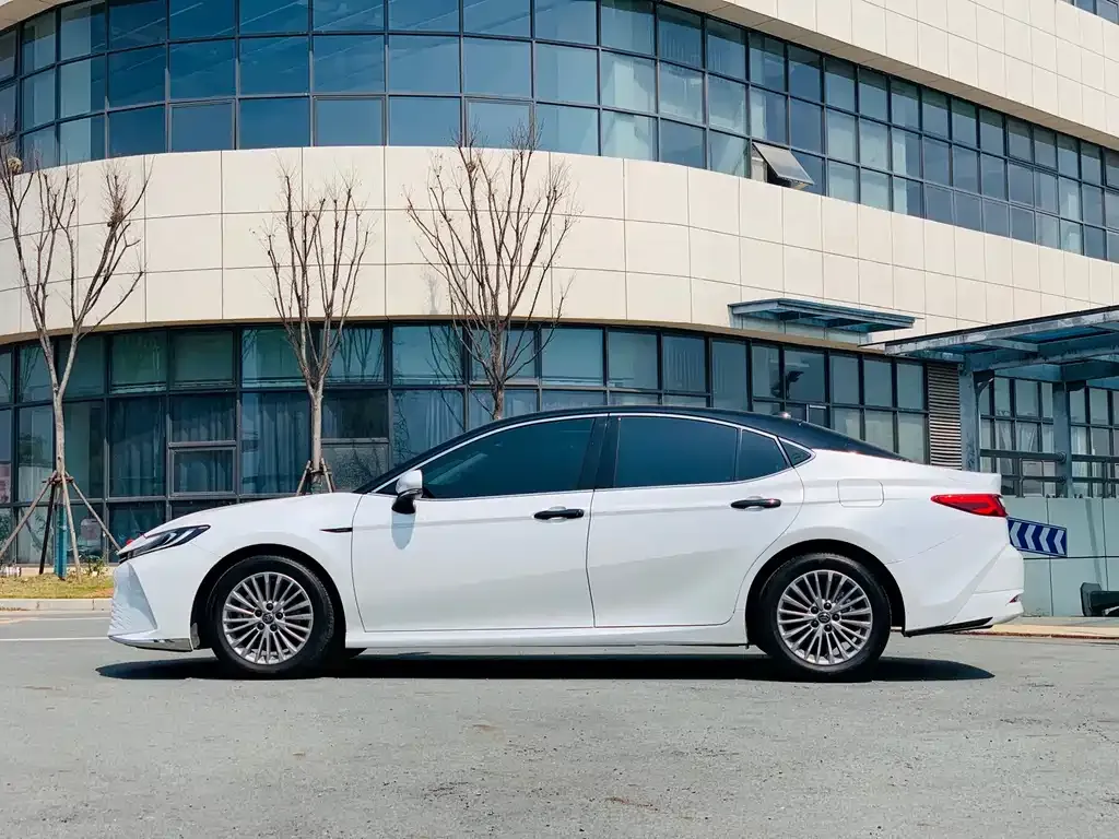 Toyota Camry 2025 из CN, фото 5