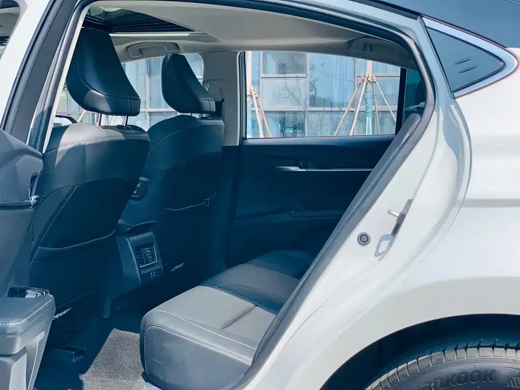 Toyota Camry 2025 из CN, фото 8