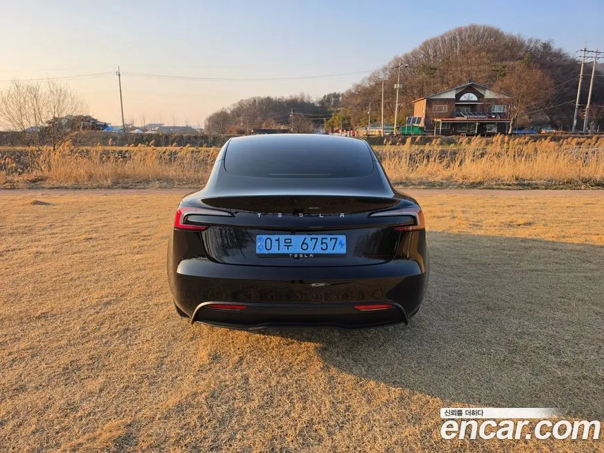 Tesla Model 3 2024 из KR, фото 8