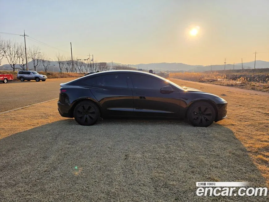 Tesla Model 3 2024 из KR, фото 9