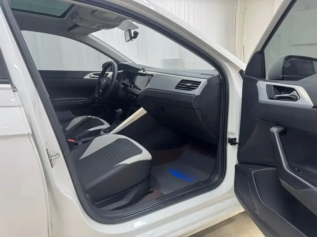 Volkswagen Polo 2022 из CN, фото 6