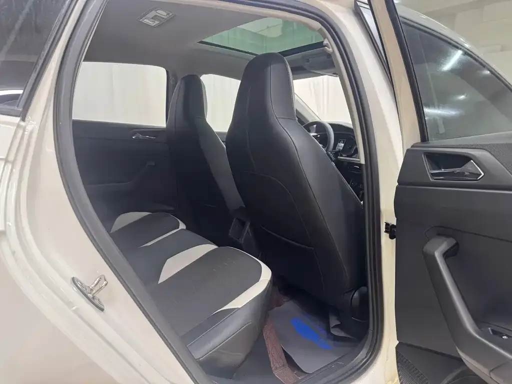 Volkswagen Polo 2022 из CN, фото 3