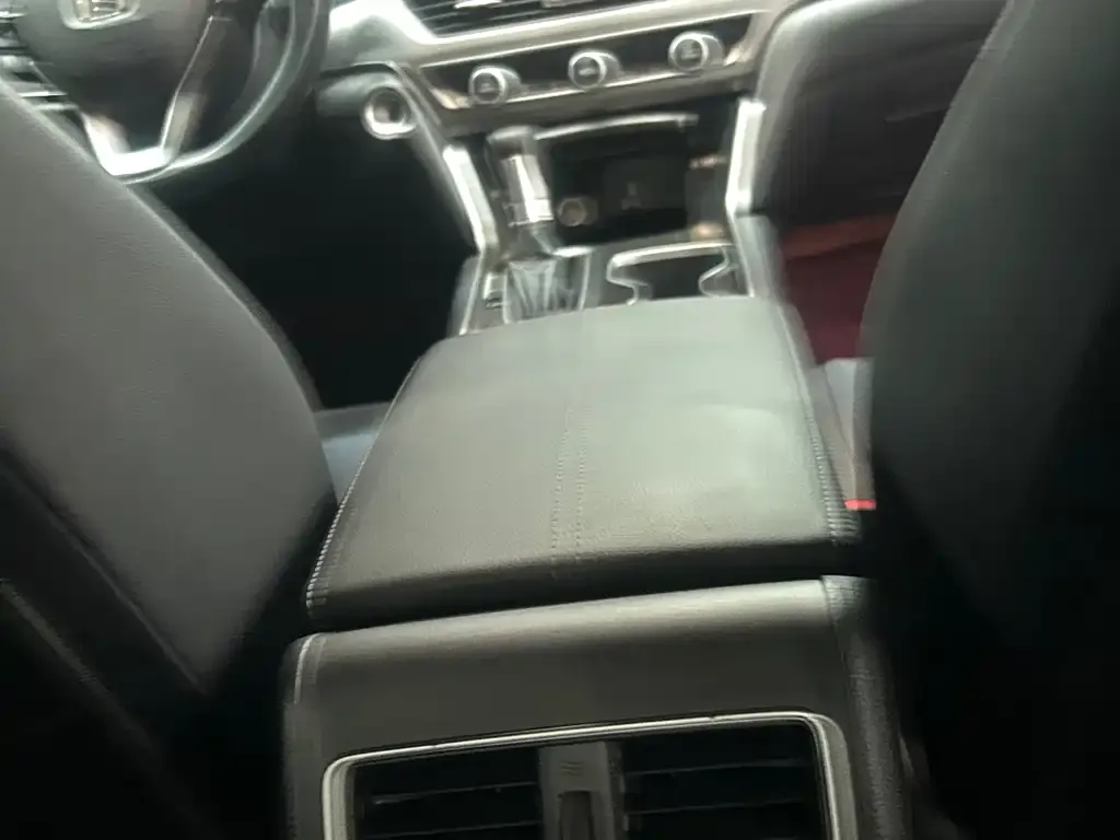 Honda Accord — фото 3