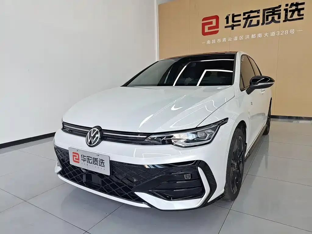 Volkswagen Golf 2024 из CN, фото 1