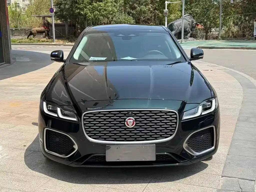 Jaguar XFL — фото 3