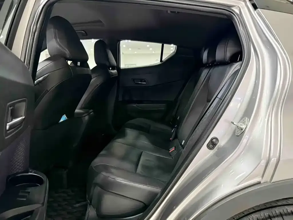 Toyota IZOA 2021 из CN, фото 3