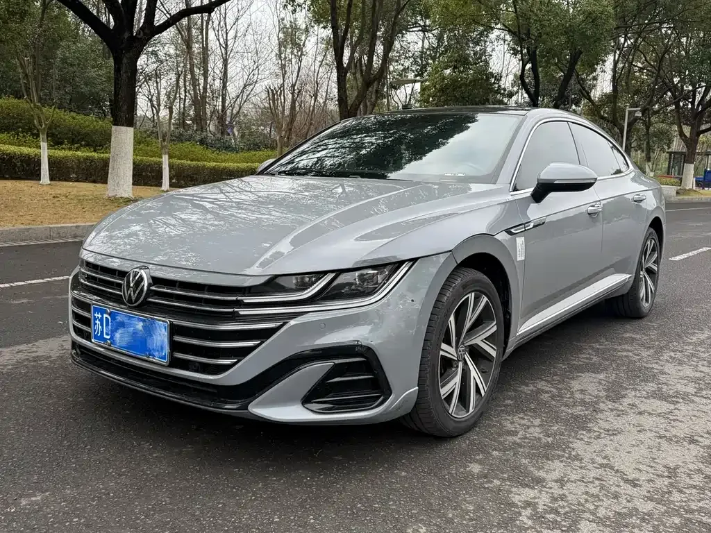Volkswagen CC 2024 из CN, фото 1